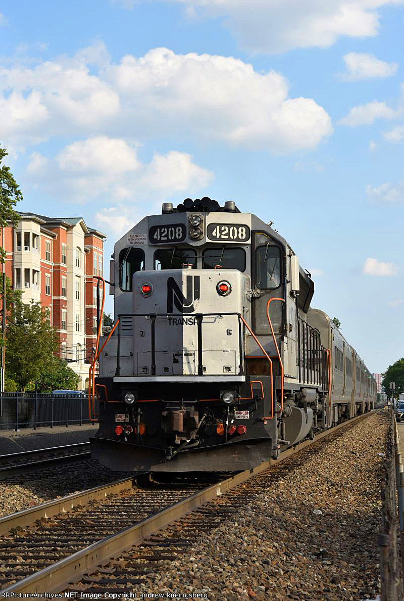 NJT 4208